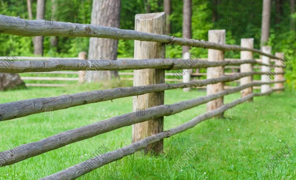 Как сделать плетеный забор