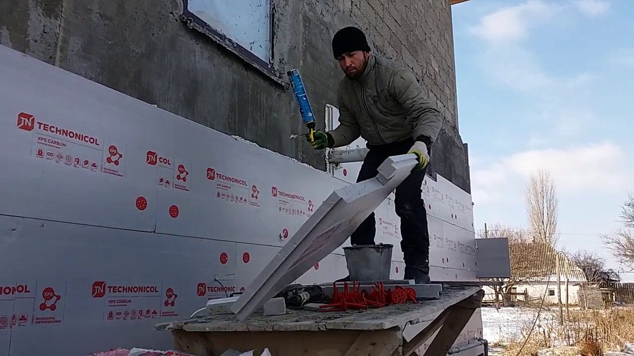 Как крепить пеноплекс к стене: все способы и варианты