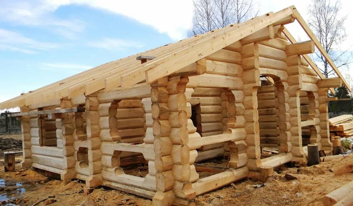 Срубы из лафета - преимущества недостатки