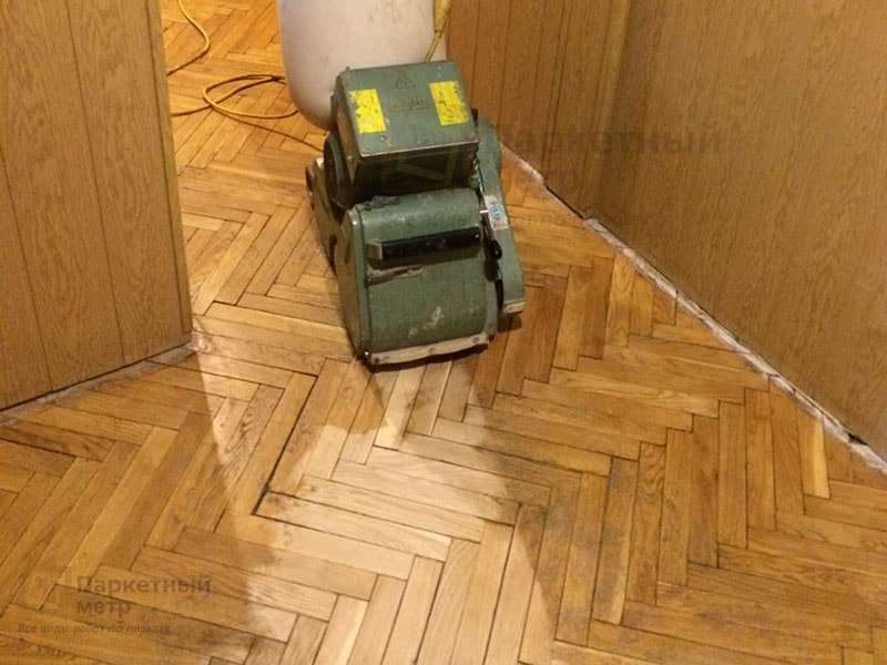 Быстросохнущий лак для пола: в чем преимущества и какой лучше выбрать?