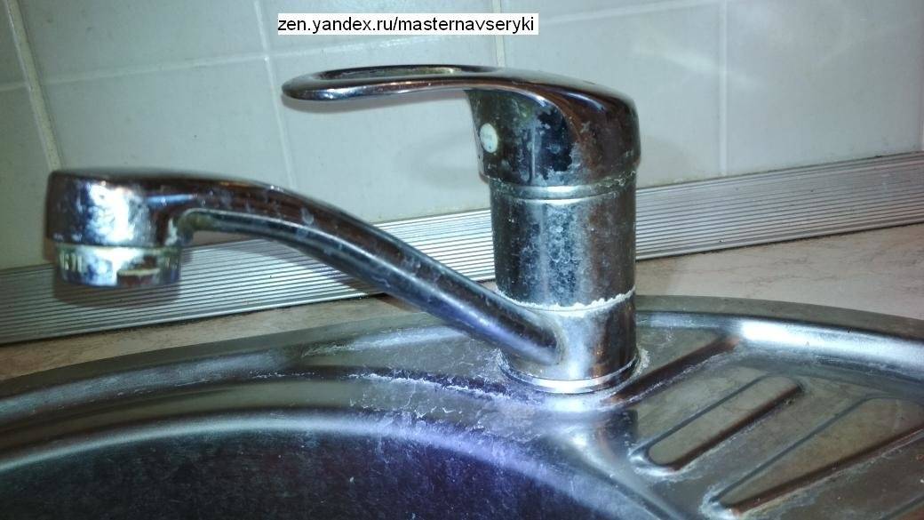 Как очистить от известкового налета кран (смеситель)?