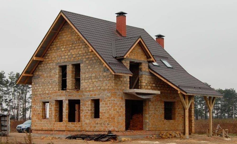 Строительство дома из ракушняка: характеристики и преимущества