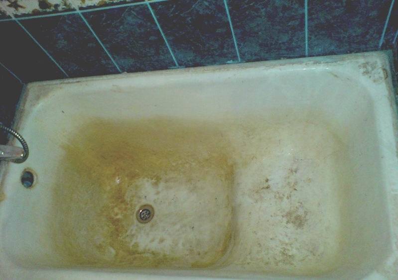 Как очистить ванну от желтого налета: чем убрать желтизну