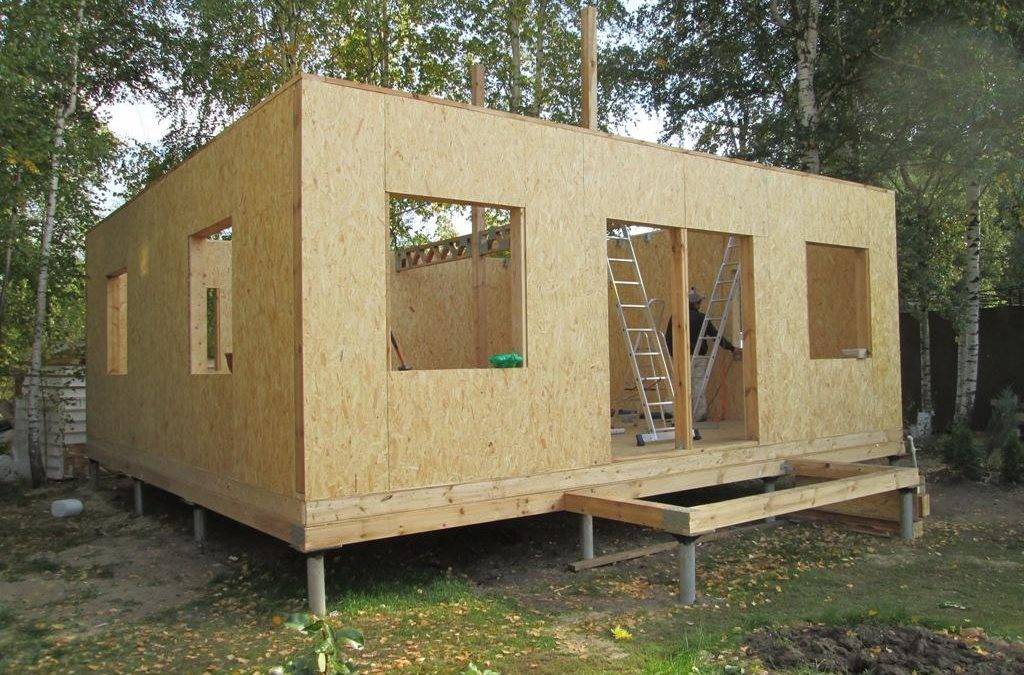 Фундамент для дома из сип панелей при постройке одноэтажного домика
