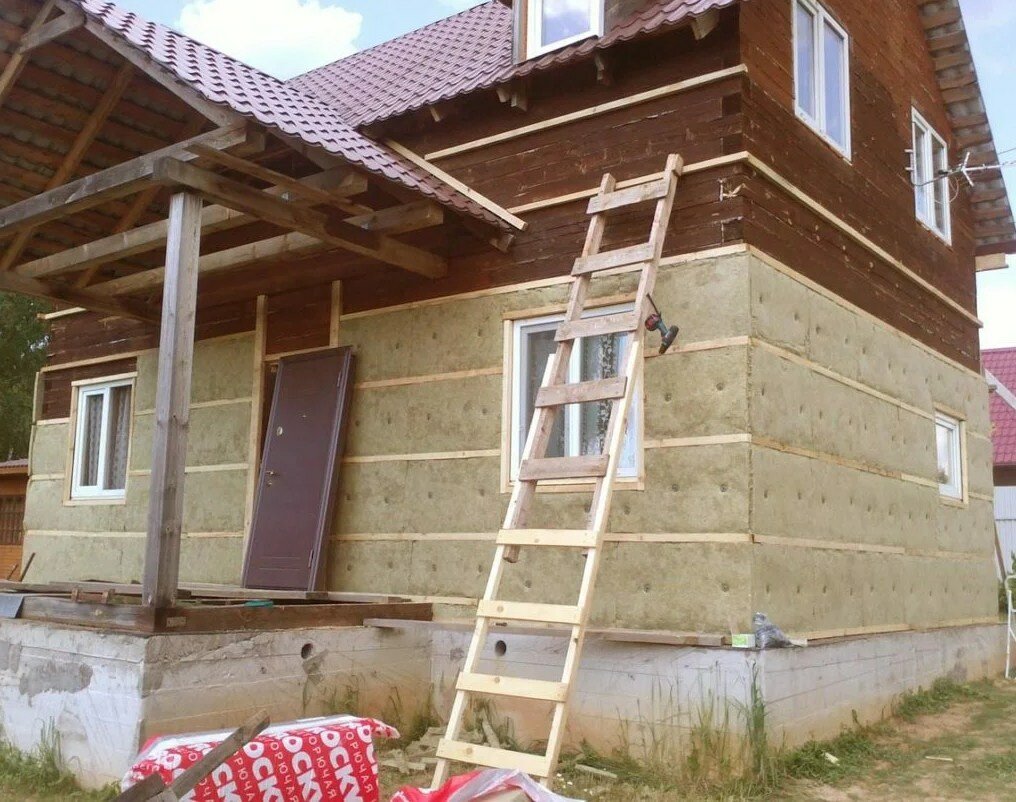 Утепление фасада деревянного дома