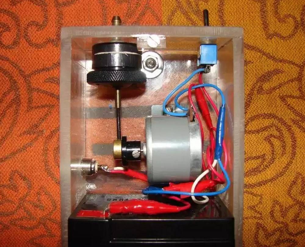 Как сделать компрессор для аквариума своими руками?