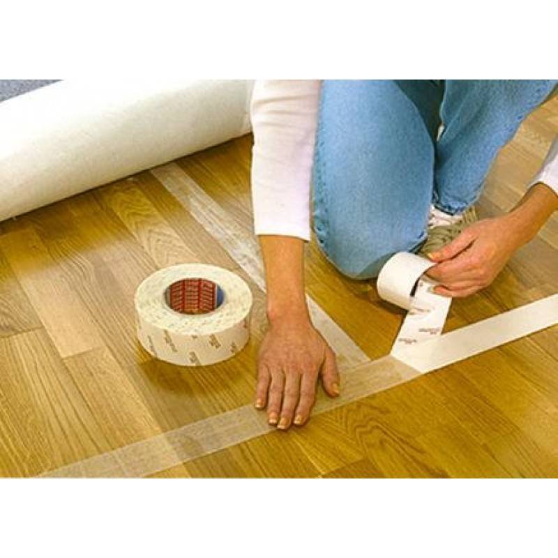 Как положить ковролин на деревянный пол?