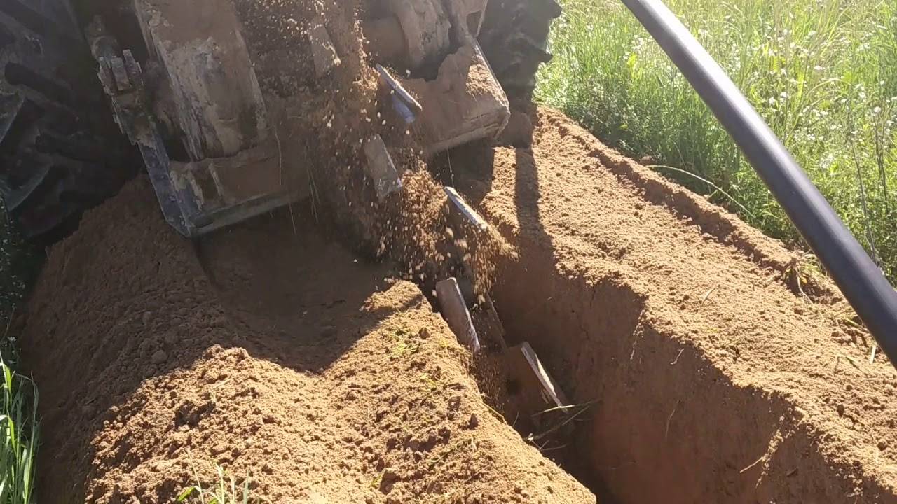 Вспашка земли мотоблоком с плугом и фрезами: видео, фото