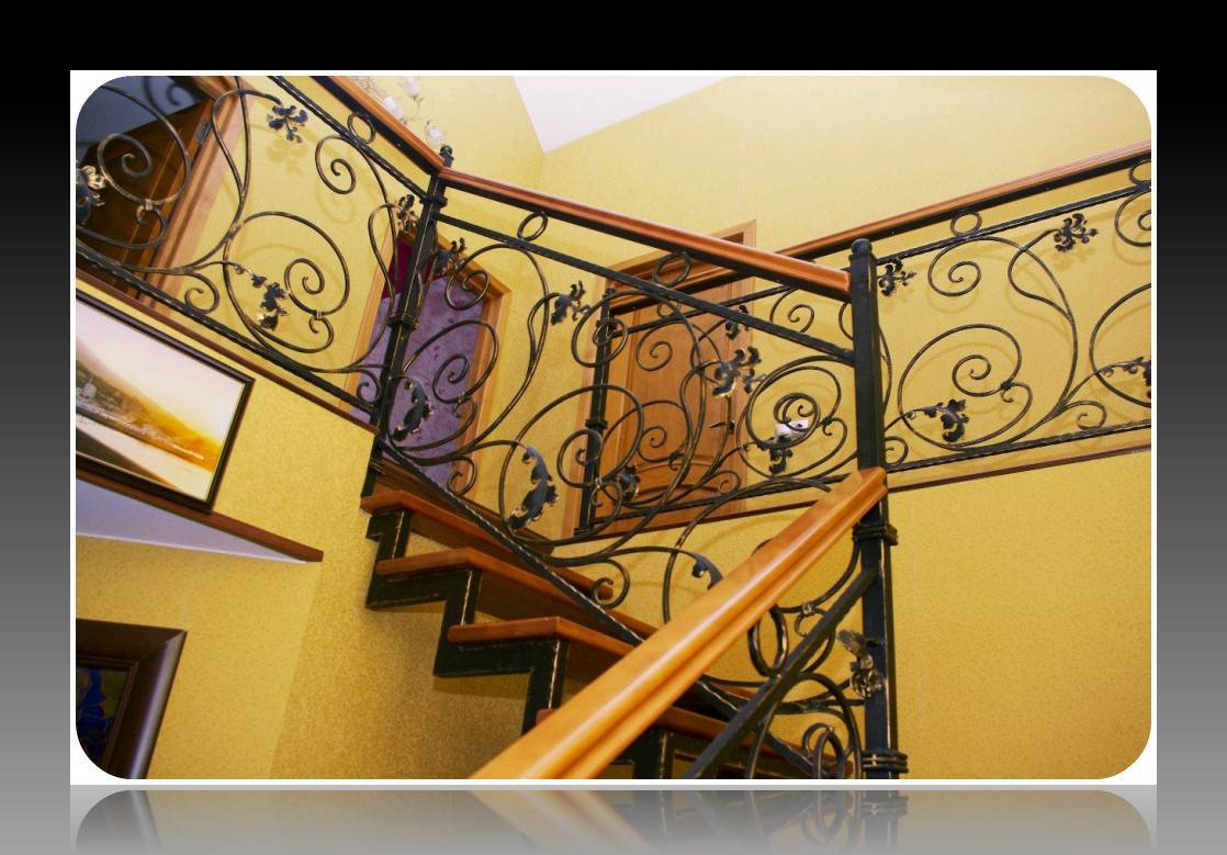 Кованые лестницы в доме – фото