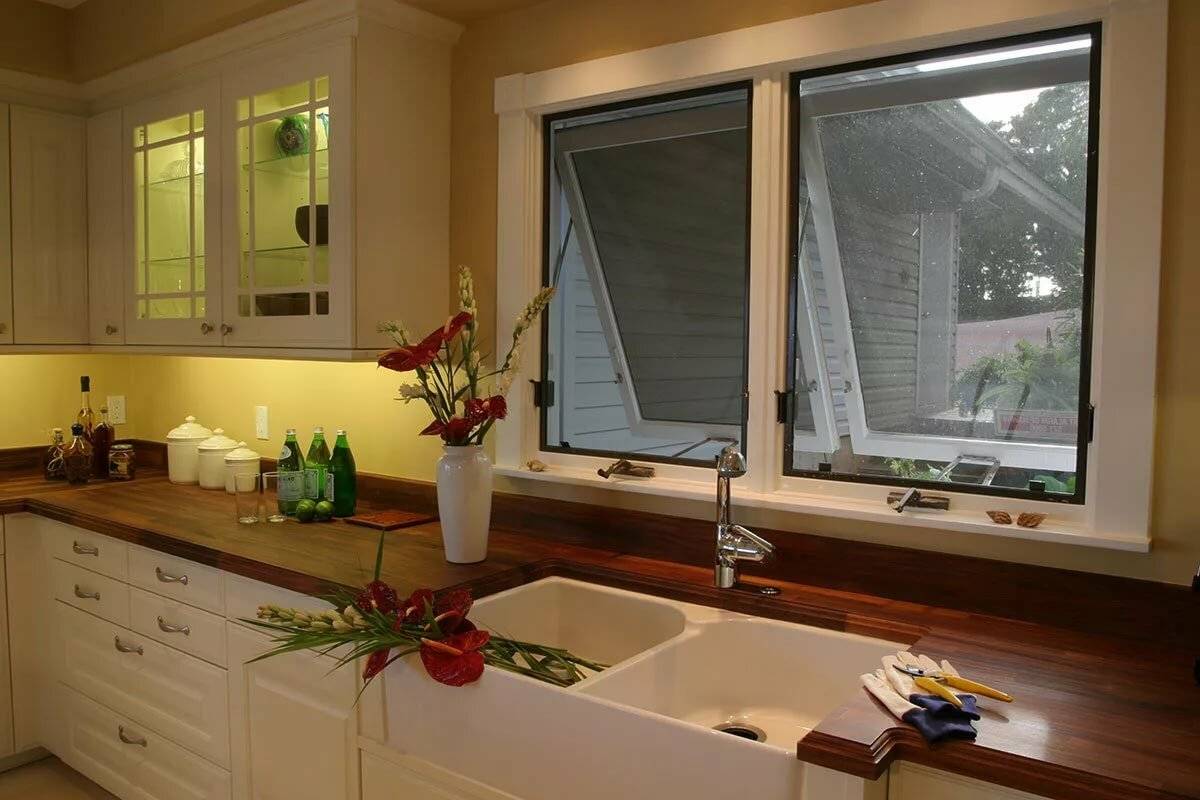 Дизайн кухни с окном - как разместить столешницу, раковину, рабочую зону или зону отдыха у окна (100 лучших фото идей) оформление окна на кухне - кухня со столешницей у окна, кухня с мойкой у окна и кухня с рабочей зоной у окна