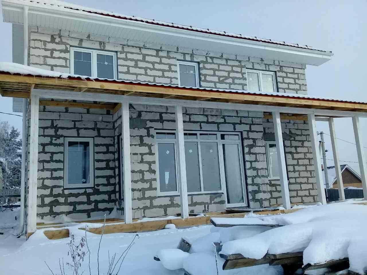 Из чего дешевле строить дом, из бруса или из газобетона: мнение специалистов