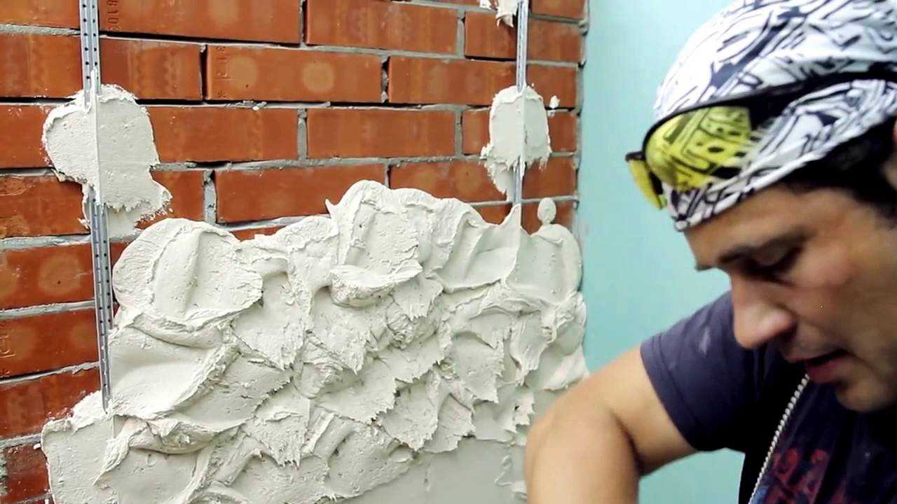 Как правильно оштукатурить кирпичную стену цементным раствором? - умный дом