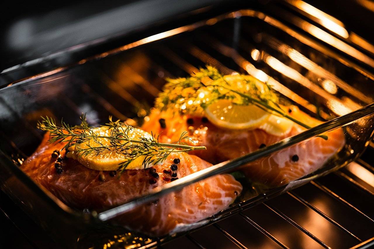 Блюда в духовке - 20 быстрых и вкусных рецептов