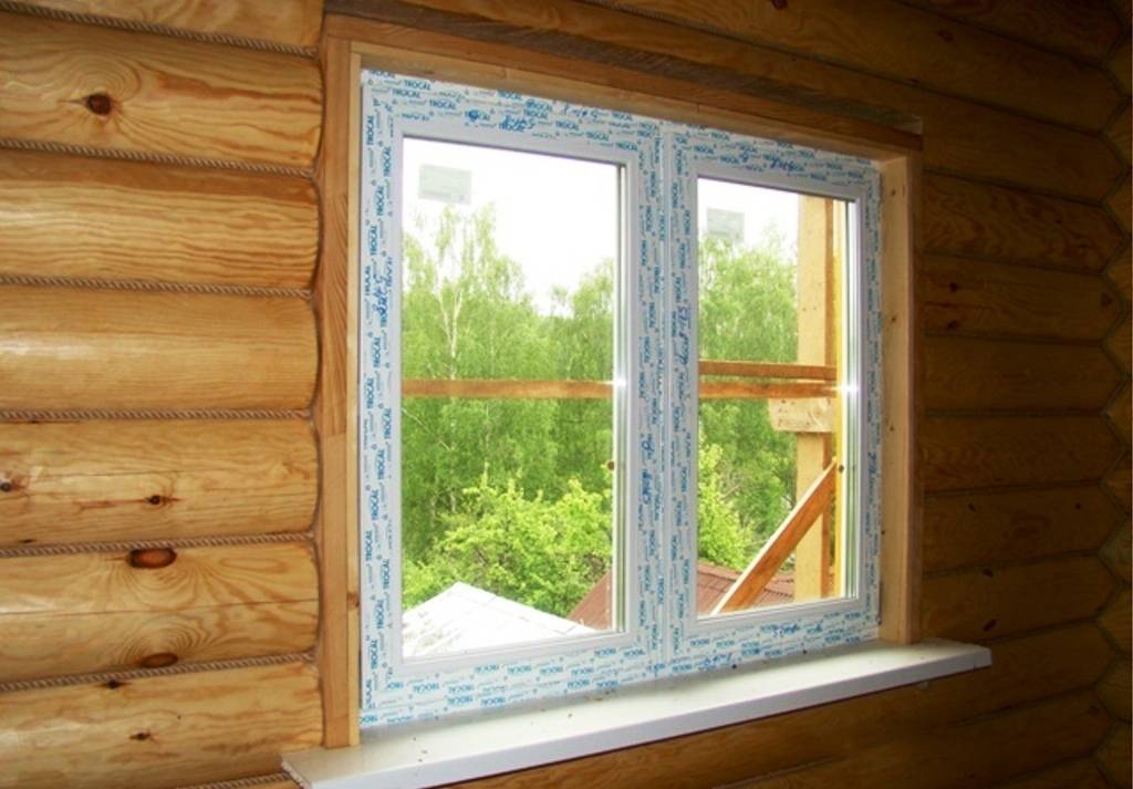 Установка пластиковых окон в в деревянном доме: пошаговая инструкция