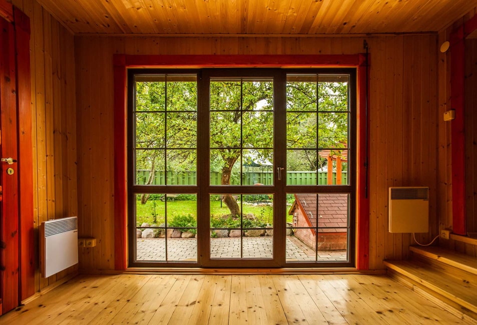 Панорамные окна в частном доме плюсы и минусы