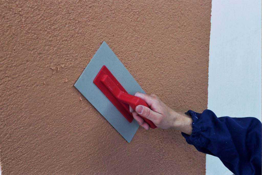 Как сделать штукатурку «короед»: на фасаде дома своими руками: технология нанесения +видео