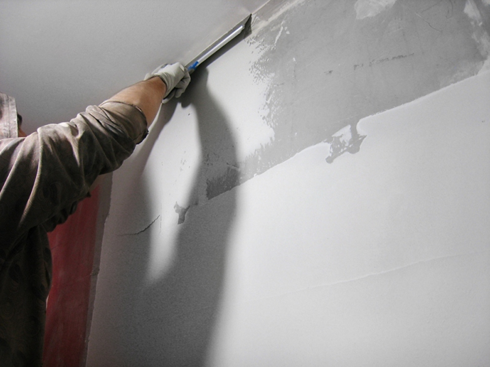 Технология шпатлевки стен под покраску - клуб мастеров