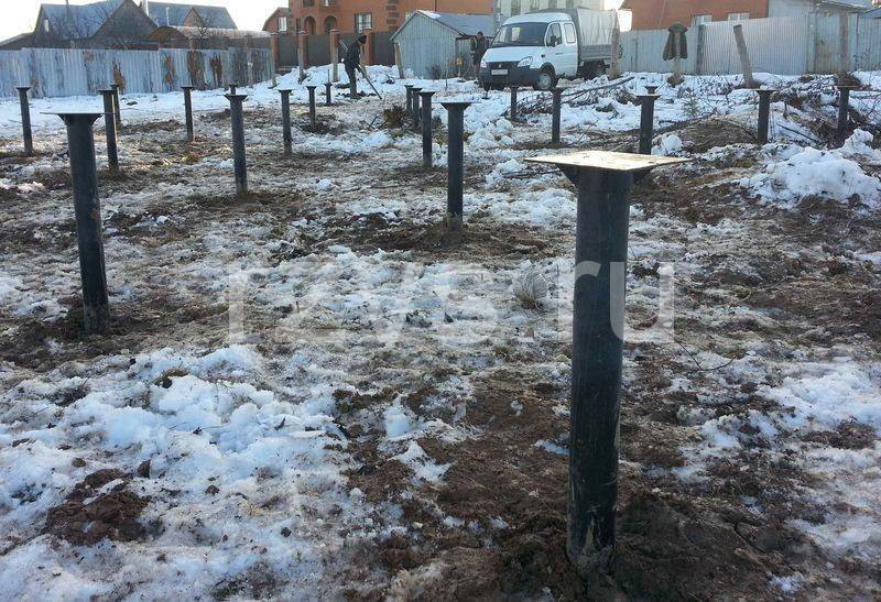 Фундамент на винтовых сваях: технология и монтаж | мастремонт.ру