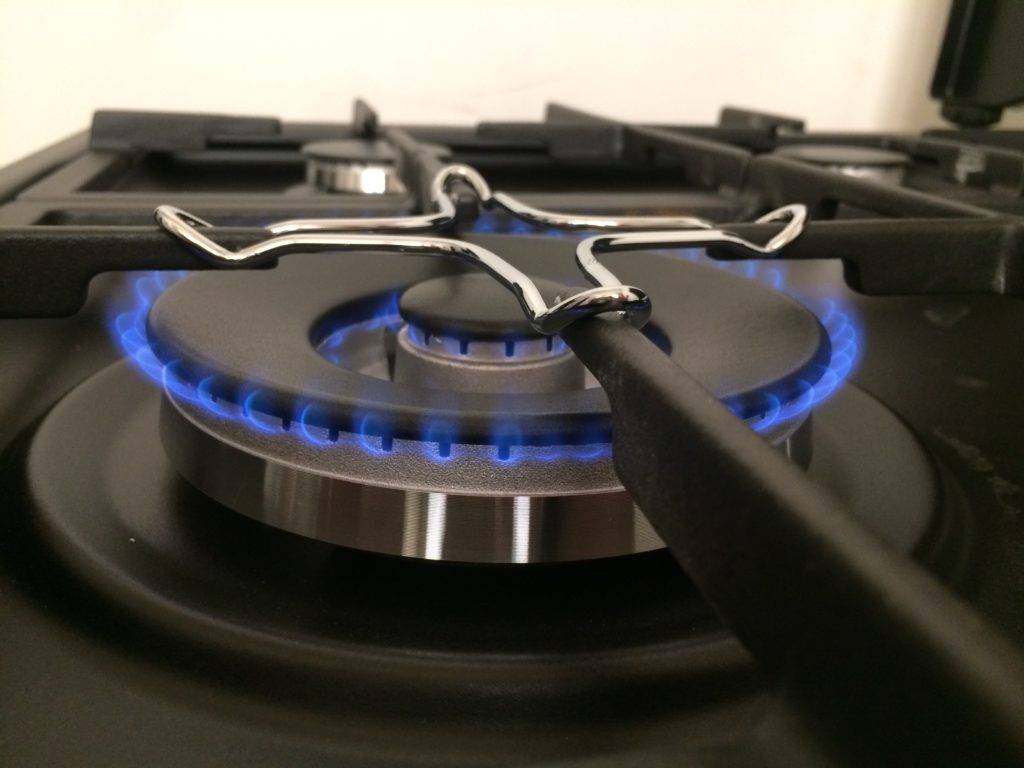 Подключение газовой плиты — пошаговая инструкция, безопасность