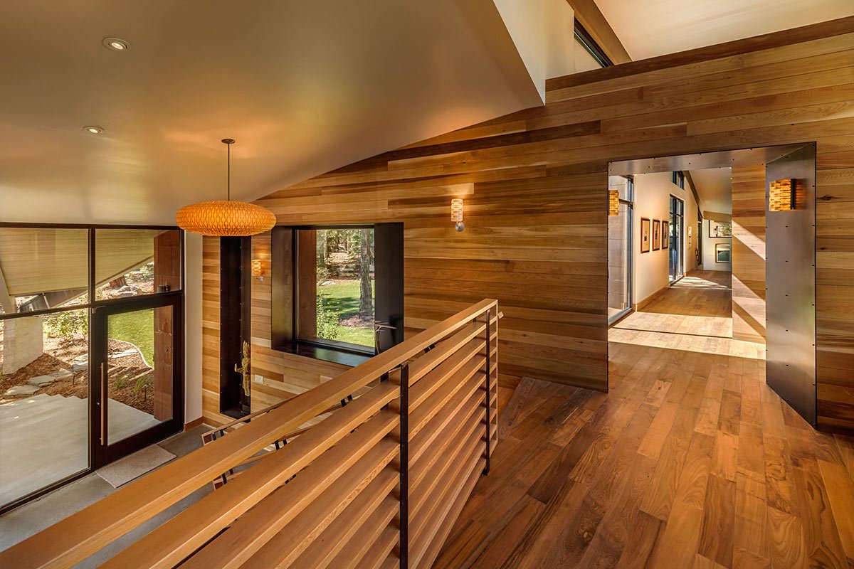 внутренний дизайн деревянного дома из бруса