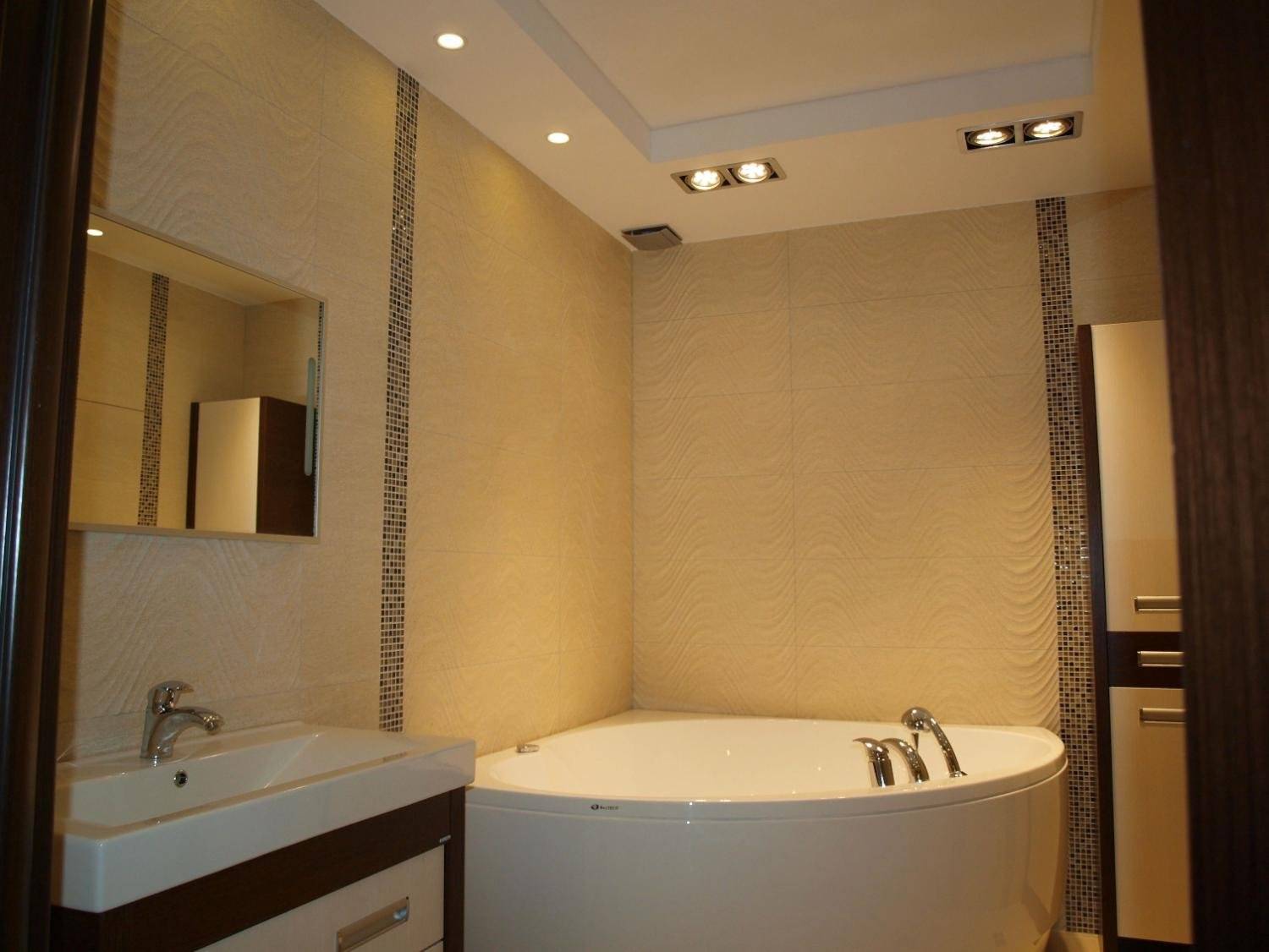 Потолок из гипсокартона в ванной - 105 фото вариантов и видео советы по их монтажу