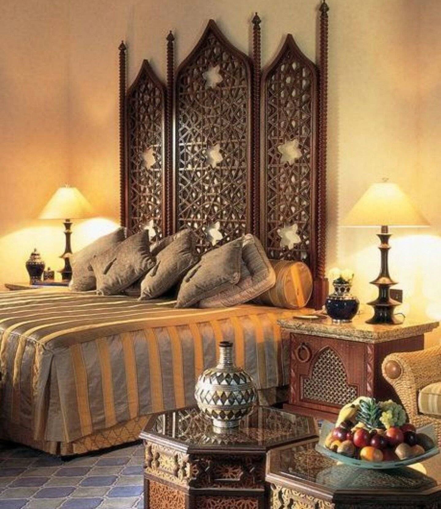 Спальня в восточном стиле — все тонкости удачного оформления декора и мебели