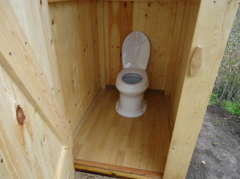 Какой унитаз для уличного туалета выбрать? дачный пластиковый своими руками- обзор +видео