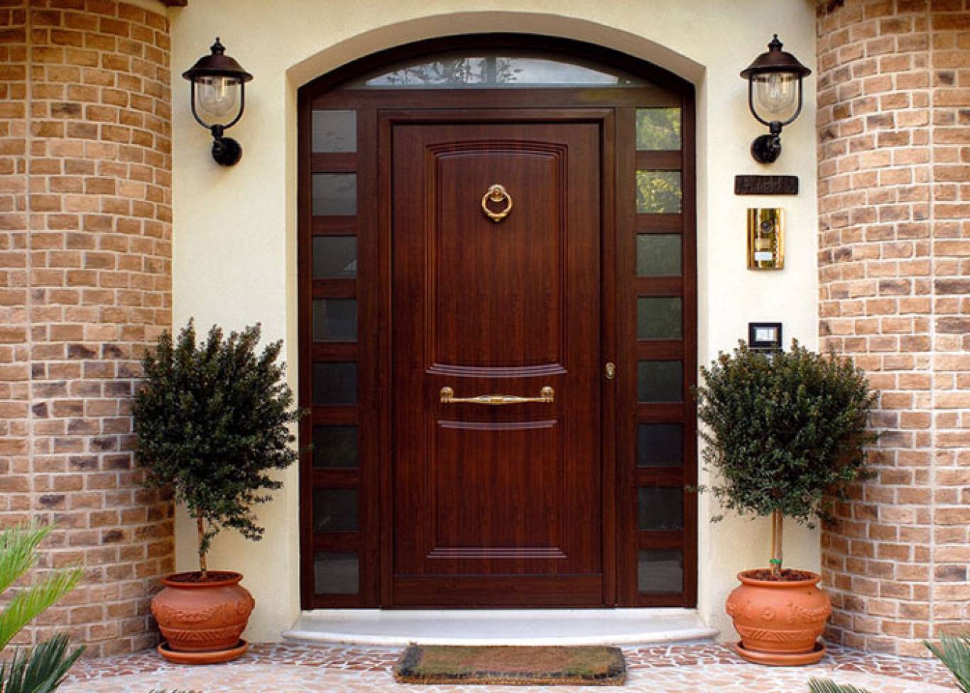 Как выбрать входную дверь 🚪 в квартиру и частный дом